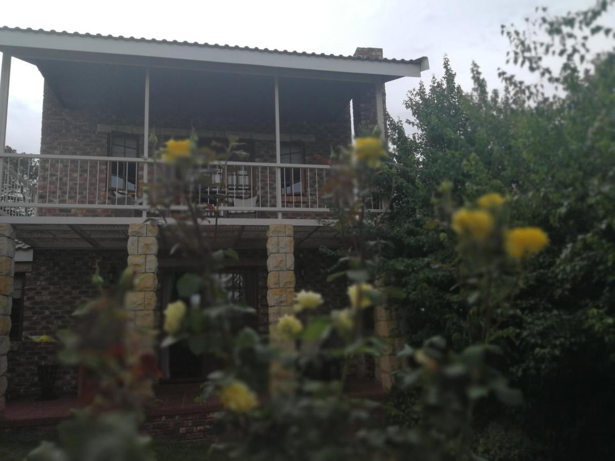 Clarens Cottages Eksteriør bilde
